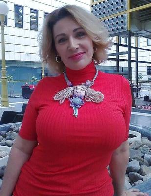 Vestida que me pone dura no5