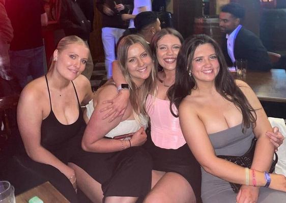 Irische 18- und 19-jährige Teenager 4