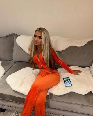 Real chav teen putain Barbie R