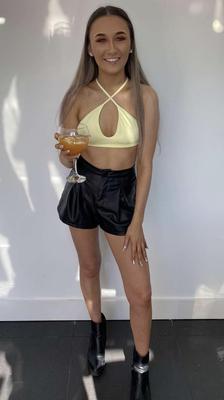 Instagram Goddess Elle