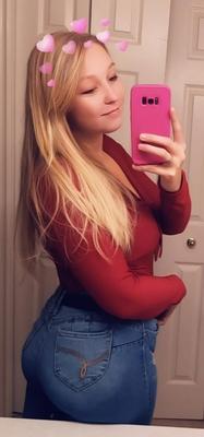 College Snowbunny PAWG for BBC: Lindsay