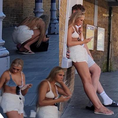 [CANDID] Chav Blonde Teen Pernas e pés