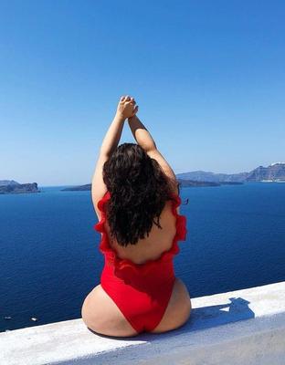 P interest In Beauty Focus On a Little Bigger Than Thicc