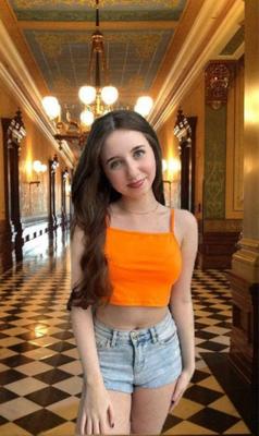 P Interés en la belleza Centrarse en el modelo juvenil