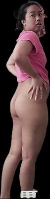 Adolescente pegou nude em seu quarto