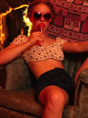Dolly Red Hot
