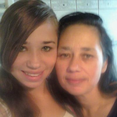 Mommy or daughter? And for what? Comment