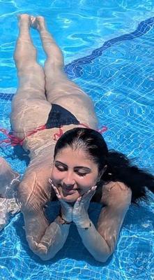 Chev Sexualised British Chav Teen Slut BEST ass and legs 
