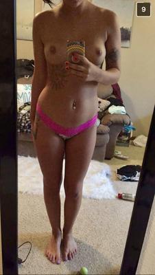 Morena delgada sexy