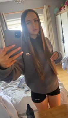 Aisling Teen Chav Teen nascido para você se separar pela metade
