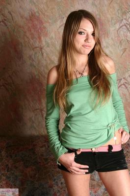 Teen Charms Amalia Images_