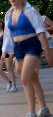 Streetgirls in shorts 
