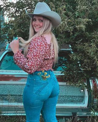 College Snowbunny Pawg para BBC: Kelsey
