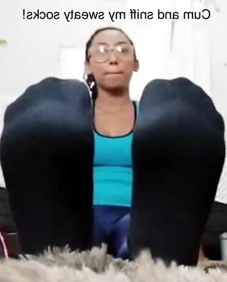 Sexy Latin Nerd teases and gives you a foot sniff instructional