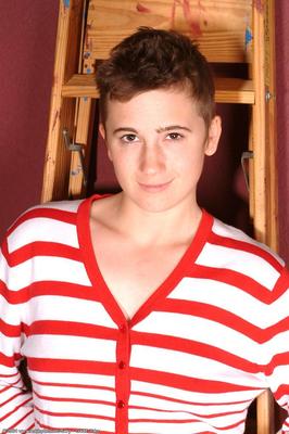 Hairy Tomboy Beauty Caitlin #