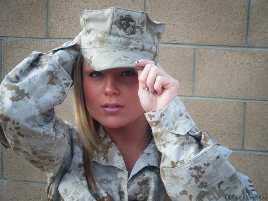 Meetmadden Madden Sexy en Fatigues (NN)