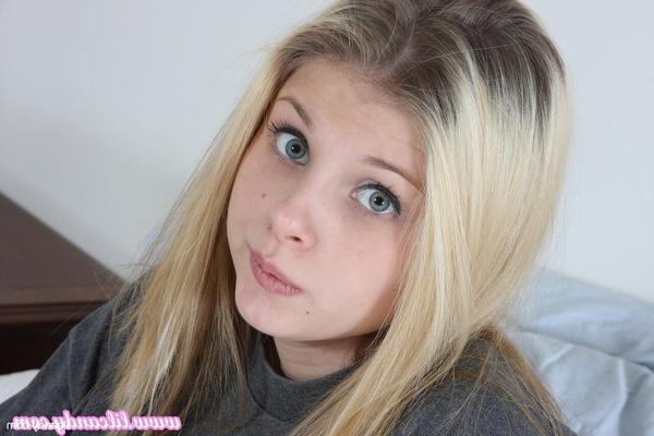 Faces for cum and pee 