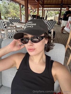 Tsvetana lindas peitos enormes bunda sexy morena garota mista pho quente