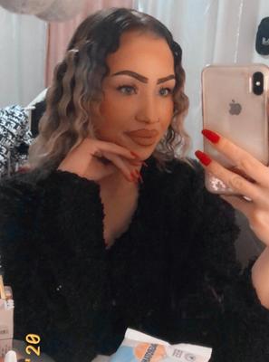 Comment her dirty if you wanna see her naked