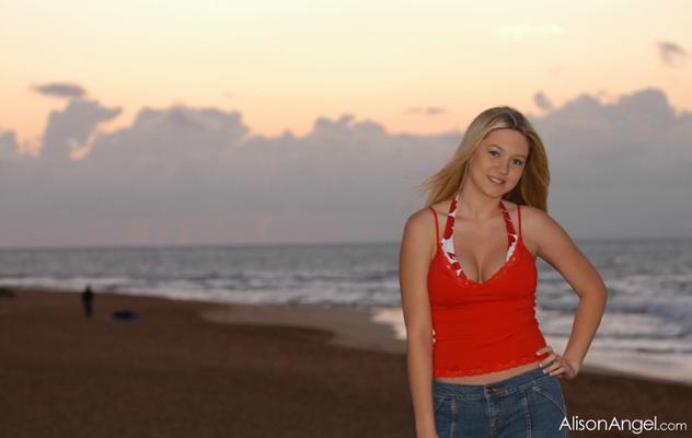 Alisonangel Alison Sunrise Beach schießen