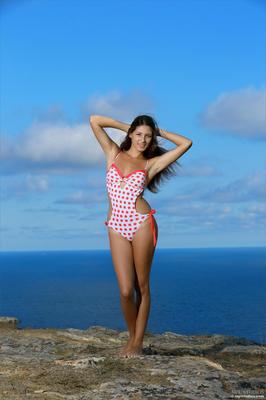 Mplstudios Hailey Wild Blue allá